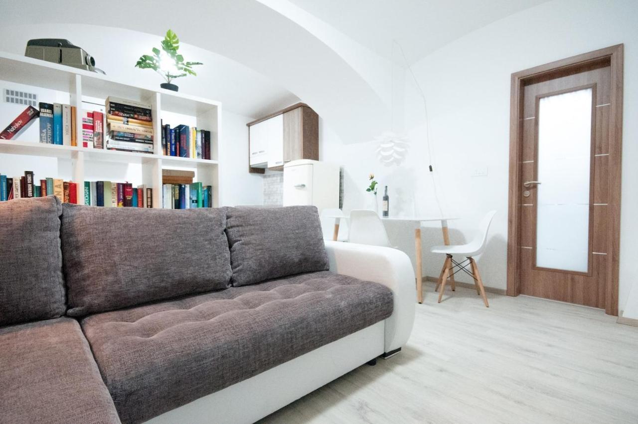 The Maze Apartment Ljubljana Exterior photo
