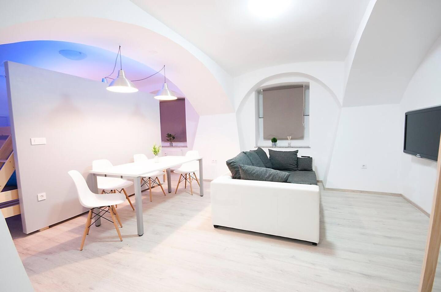 The Maze Apartment Ljubljana Room photo